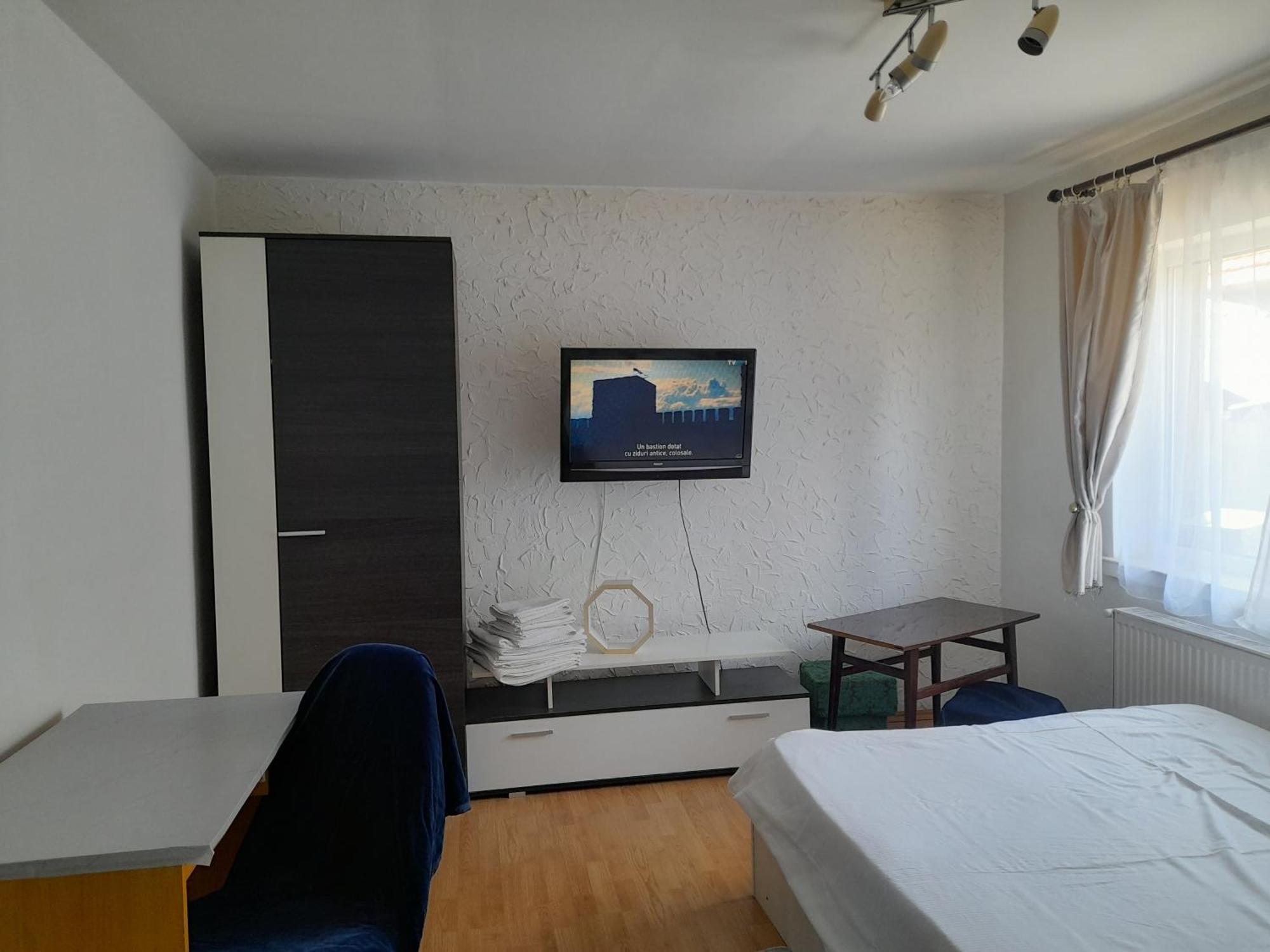 Garsoniera Sic Zona Terapia Zona Linistita La Casa Cu Parcare Appartement Cluj-Napoca Buitenkant foto