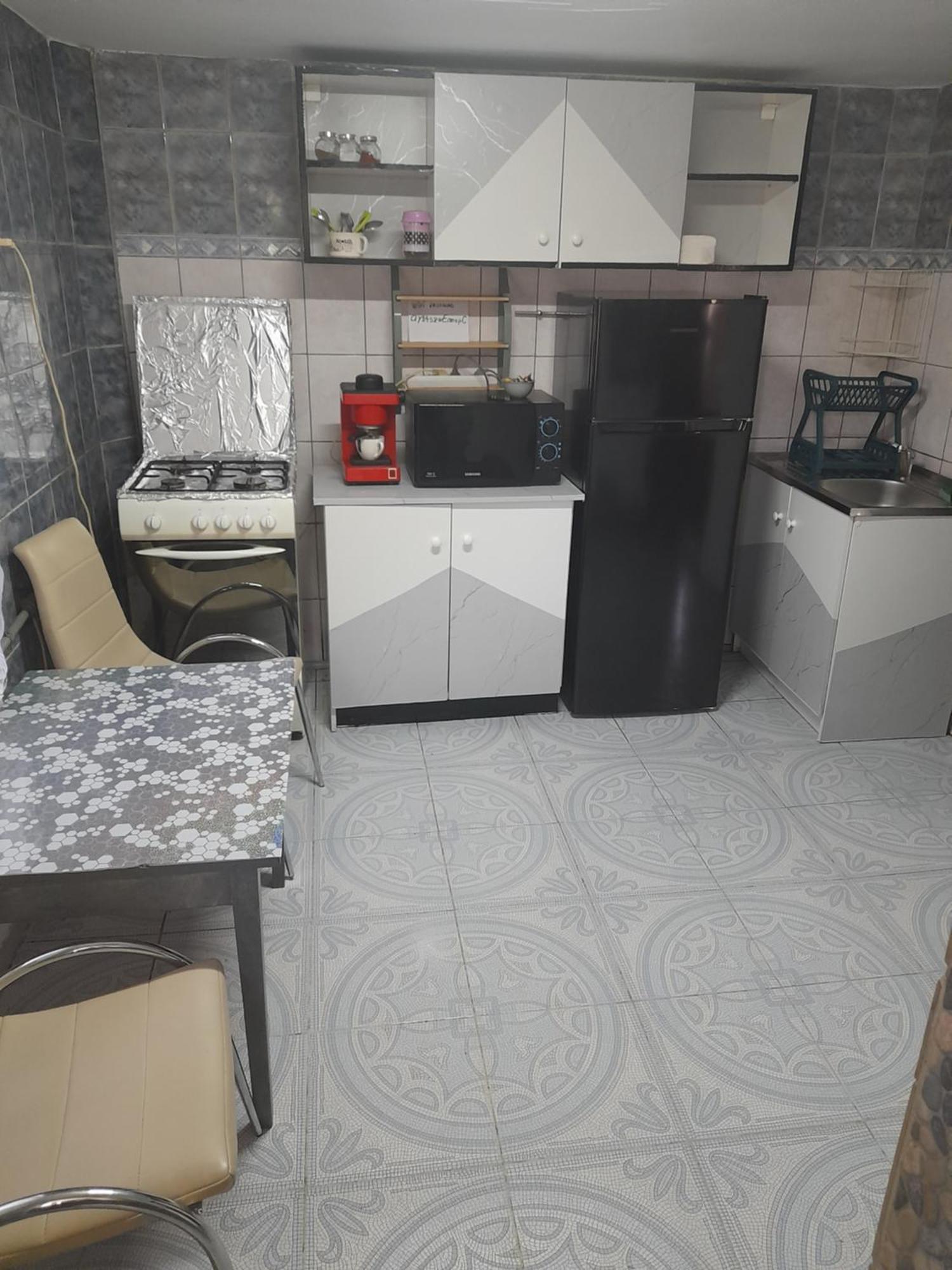 Garsoniera Sic Zona Terapia Zona Linistita La Casa Cu Parcare Appartement Cluj-Napoca Buitenkant foto
