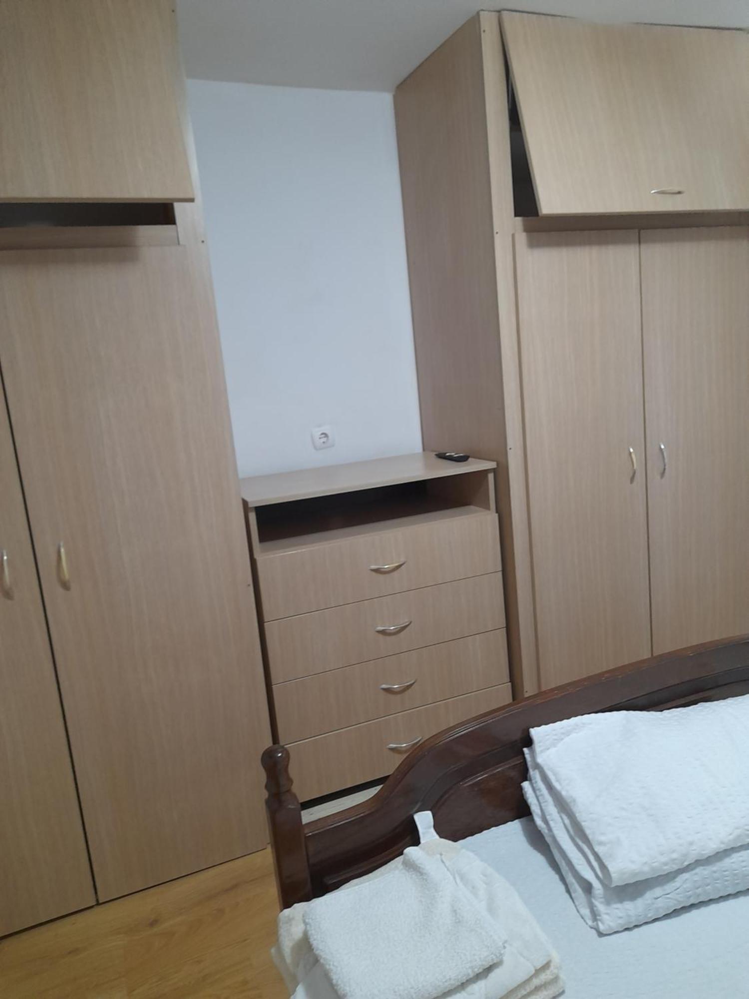 Garsoniera Sic Zona Terapia Zona Linistita La Casa Cu Parcare Appartement Cluj-Napoca Buitenkant foto