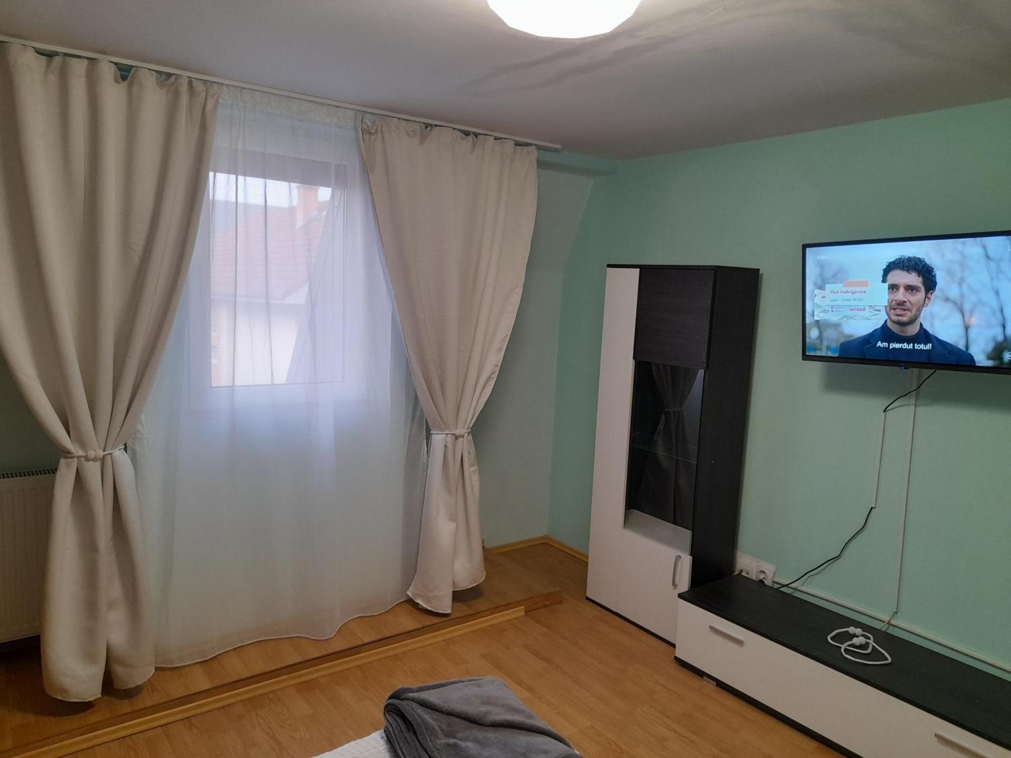 Garsoniera Sic Zona Terapia Zona Linistita La Casa Cu Parcare Appartement Cluj-Napoca Buitenkant foto