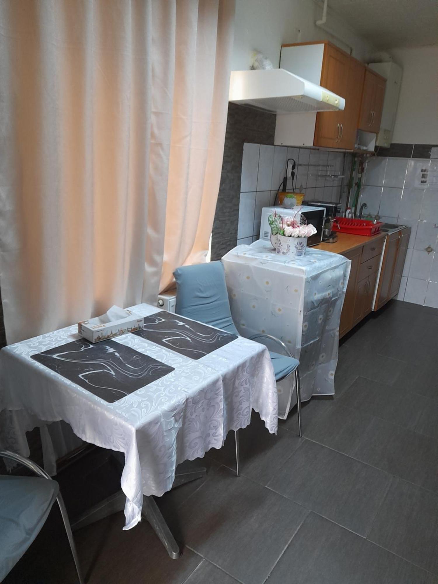Garsoniera Sic Zona Terapia Zona Linistita La Casa Cu Parcare Appartement Cluj-Napoca Buitenkant foto